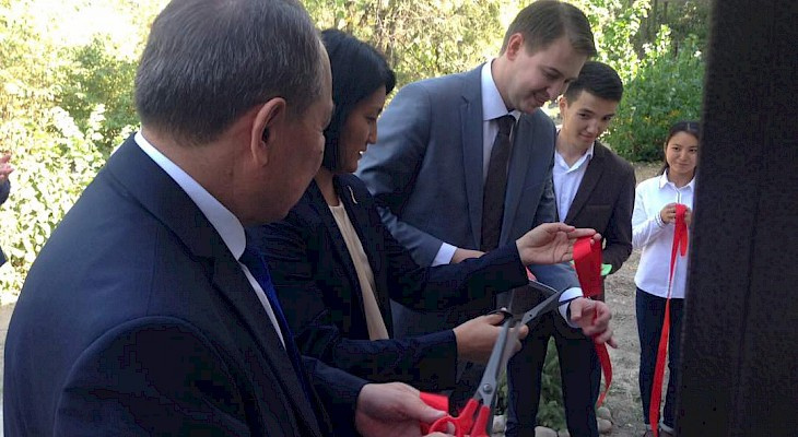 Министр Артем Новиков сдал тест на знание кыргызского. Неплохой результат