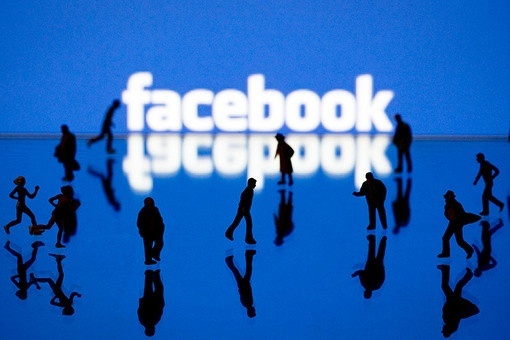 Через Facebook в прямом эфире показали групповое изнасилование