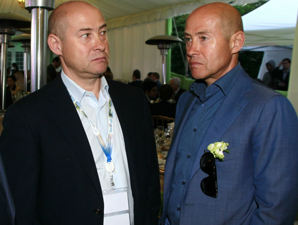 Слева направо: Михаил и Борис Зингаревичи