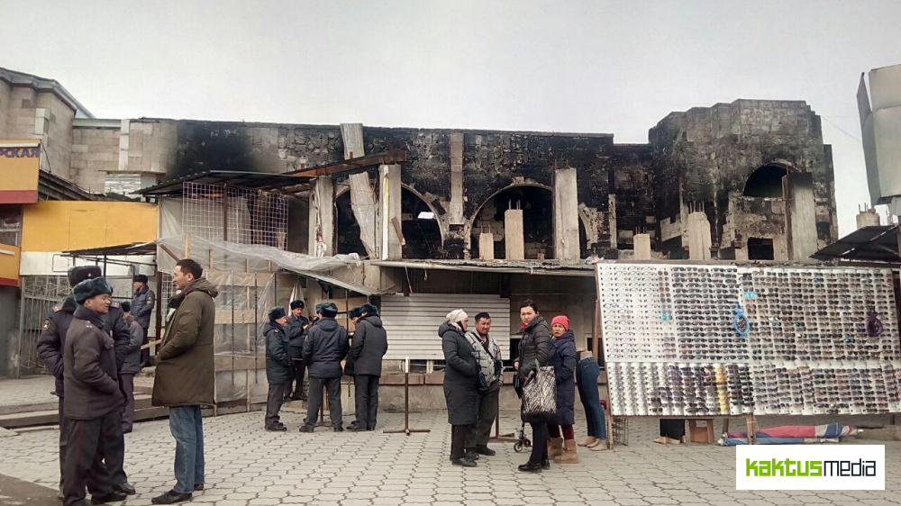 Что сгорело во время очередного пожара на Ошском рынке. Фото