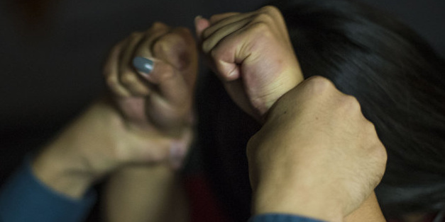 В Чуйской области пассажиры попутки пытались изнасиловать девушку