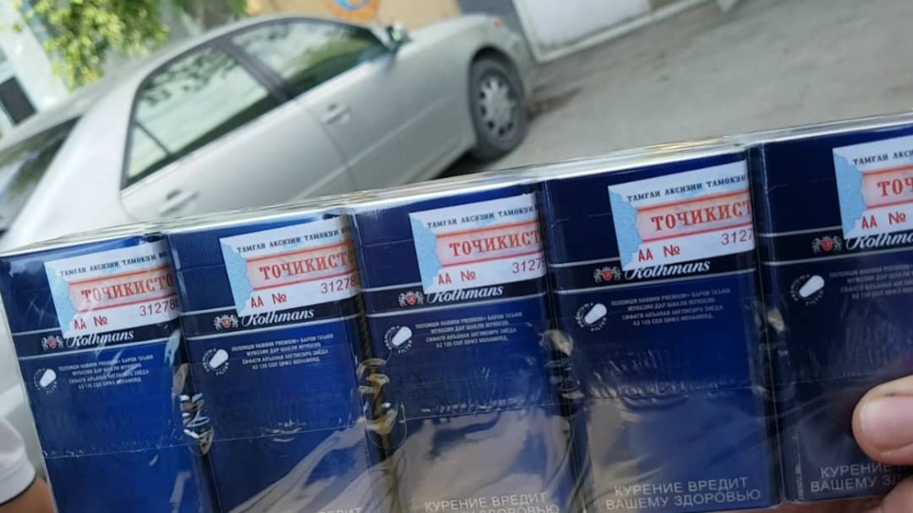 Из Таджикистана в Бишкек везли контрабандой 16 тысяч пачек сигарет