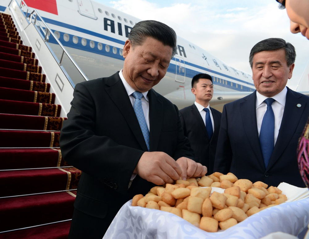 Си Цзиньпин прибыл в Бишкек