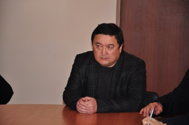 Сотрудники милиции задержали адвоката Курсана Асанова