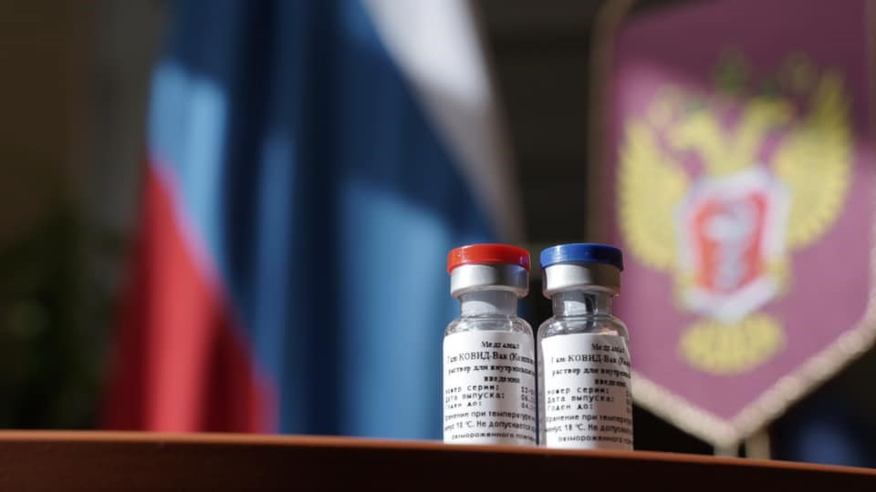 Жээнбеков о российской вакцине: Это является поворотным моментом для всего человечества