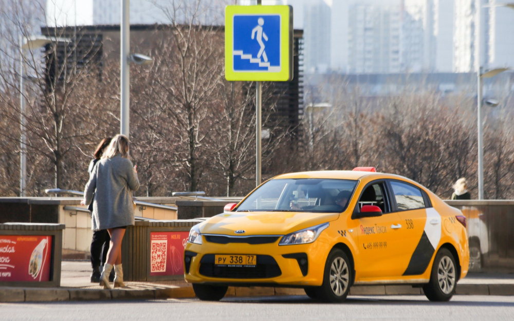 Россиянин заплатил таксисту из КР 250 тысяч рублей, чтобы доехать из Москвы в Хабаровск