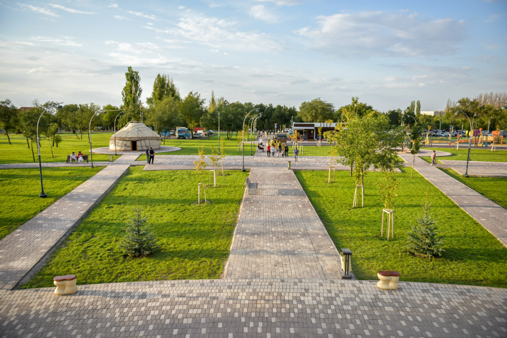 В Бишкеке появился новый парк. И вот как он выглядит