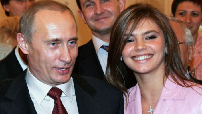Великобритания ввела санкции против Алины Кабаевой и бывшей супруги Владимира Путина