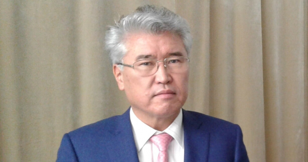 В Казахстане арестовали чиновника, который в свое время обидел кыргызов высказыванием