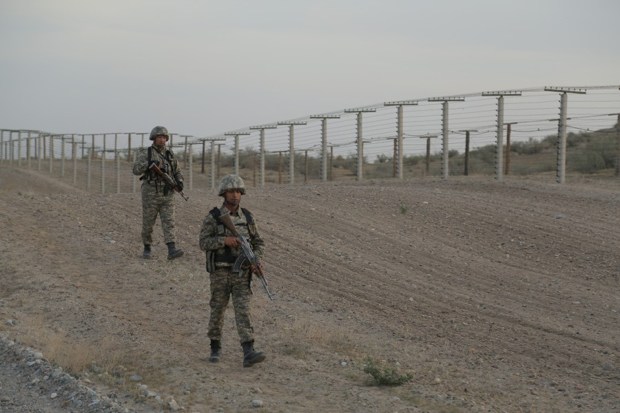 По границе Узбекистана нанесли ракетные удары из Афганистана
