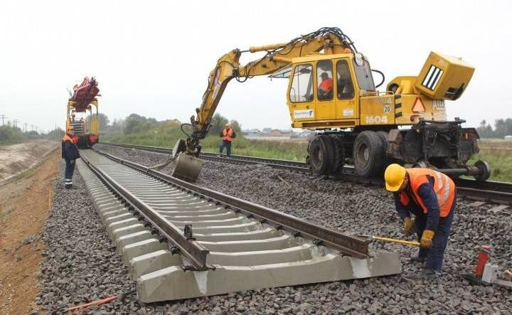 Строительство железной дороги: из Китая в Кыргызстан прибыли 80 специалистов
