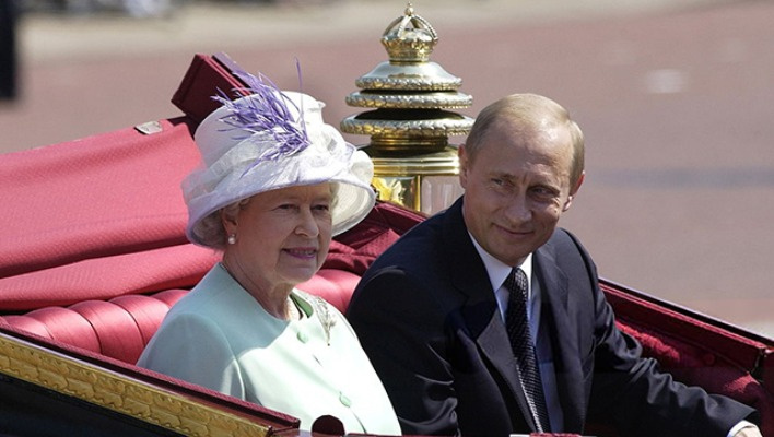 В Кремле ответили, поедет ли Путин на похороны Елизаветы II
