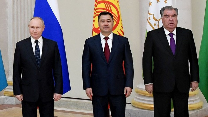 В Астане проходит встреча Жапарова, Путина и Рахмона. Первым слово взял президент России