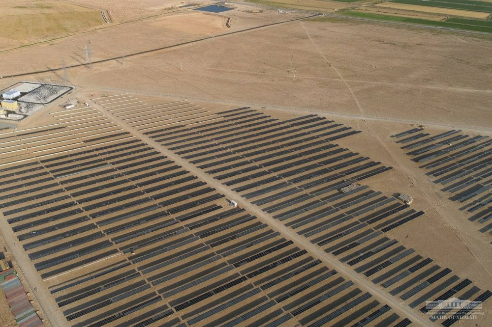ОАЭ хочет построить в КР солнечную электростанцию. Просит землю на Иссык-Куле