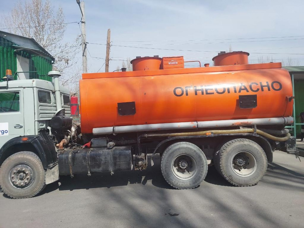 Гражданин Узбекистана пытался незаконно вывезти из Кыргызстана 60 тонн дизтоплива