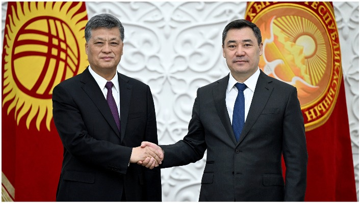 Садыр Жапаров принял секретаря парткомитета Синьцзян-Уйгурского автономного района КНР