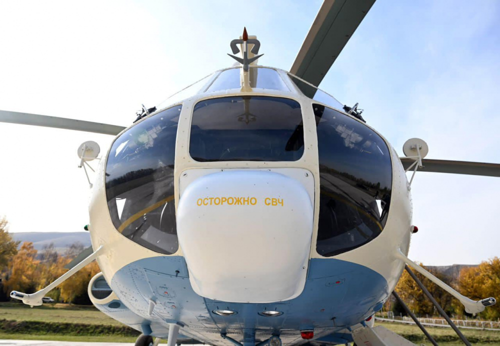 Вертолет МИ-8МТВ-1. Фото администрации президента КР.
