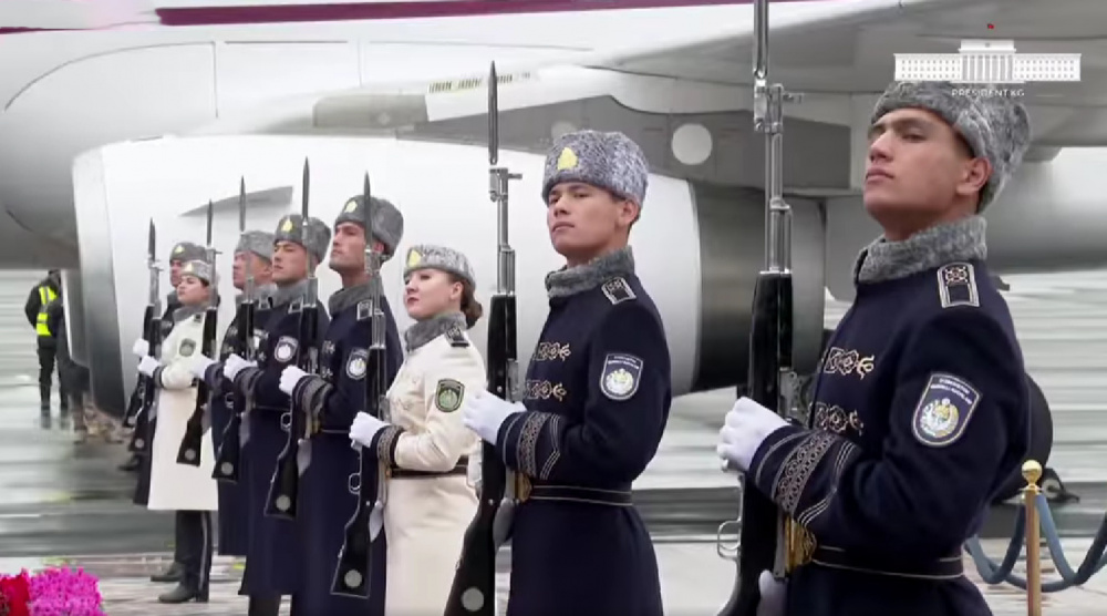 JYJ Джунсу был снят на видео в его полицейской униформе - albatrostag.ru