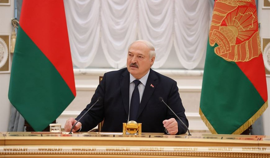 Лукашенко подписал закон о гарантиях для уходящего в отставку президента