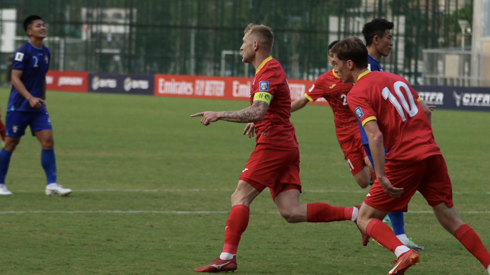 Сборная Кыргызстана в меньшинстве обыграла Китайский Тайбэй на отборе к ЧМ-2026