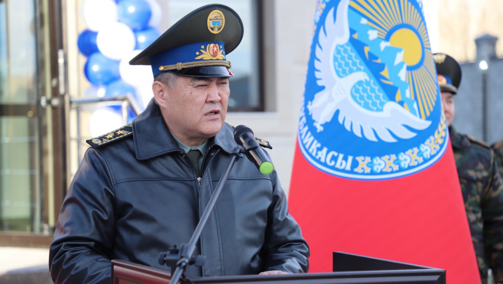 Камчыбек Ташиев назвал число милиционеров, наказанных за связи с наркобизнесом