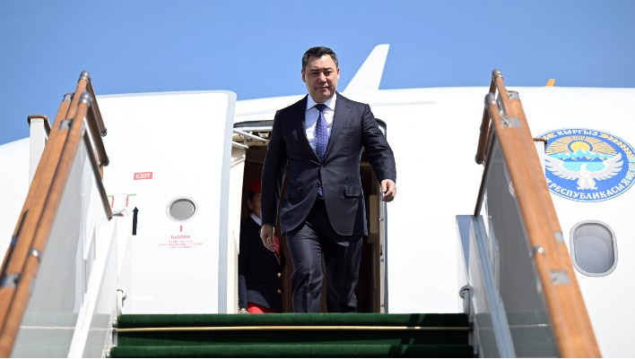 Садыр Жапаров прибыл в Баку. Как его встретили (фото)