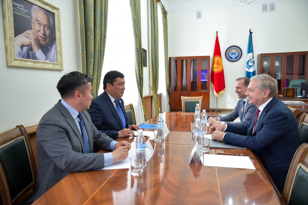 Москва и Бишкек подписали трехлетнюю программу сотрудничества