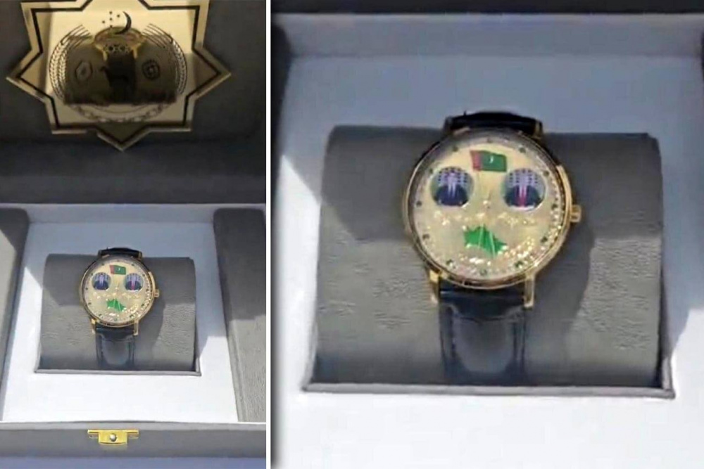 В Туркменистане чиновников обязали покупать часы с изображением президента Бердымухамедова