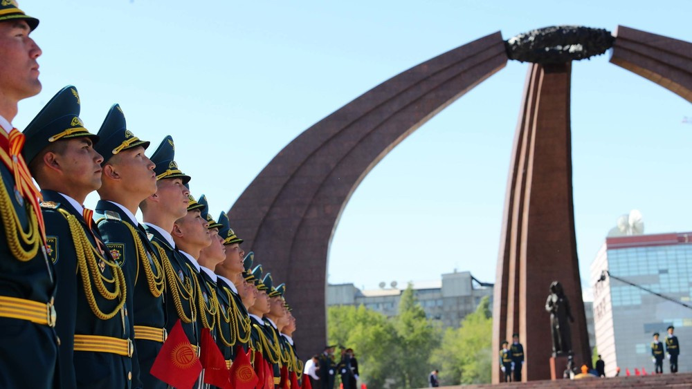 Иностранные лидеры поздравили Садыра Жапарова и народ Кыргызстана с Днем Победы