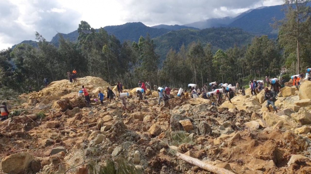 В Папуа - Новой Гвинее из-за оползня погибли более 300 человек (видео)