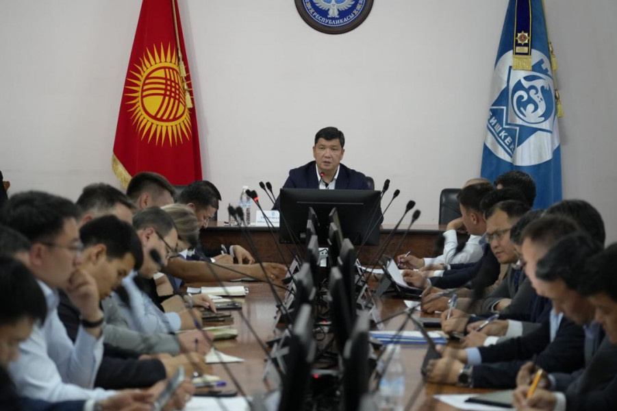 В мэрии Бишкека обсудили строительство и реконструкцию важных объектов