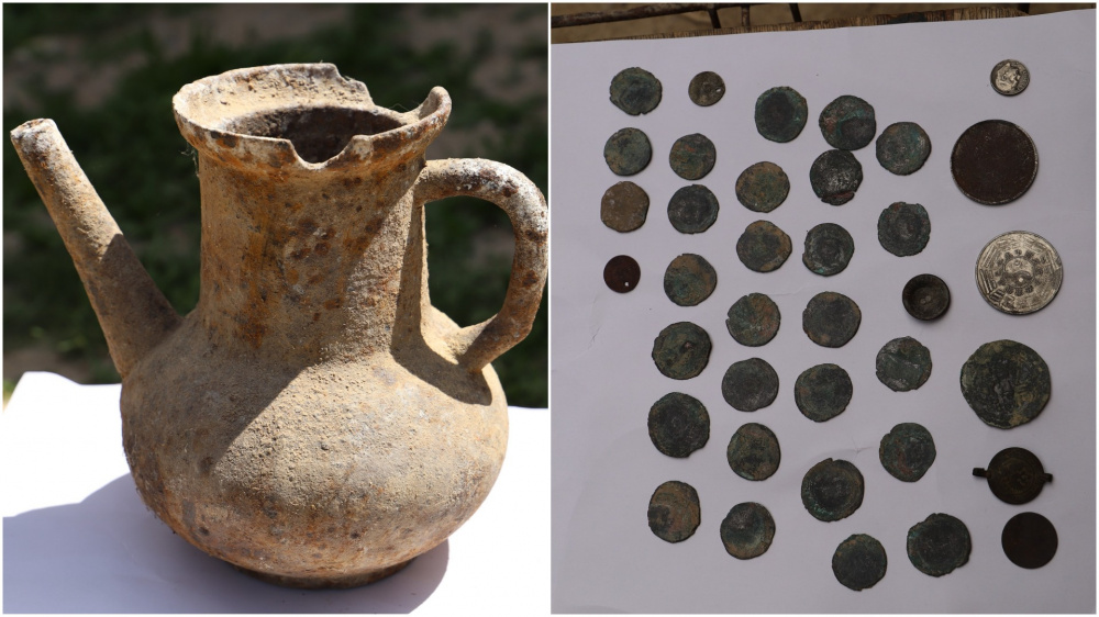 В Таласе нашли старинный железный кувшин с караханидскими и китайскими монетами
