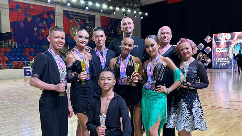 Танцоры из Кыргызстана показали замечательные результаты на турнире в Москве