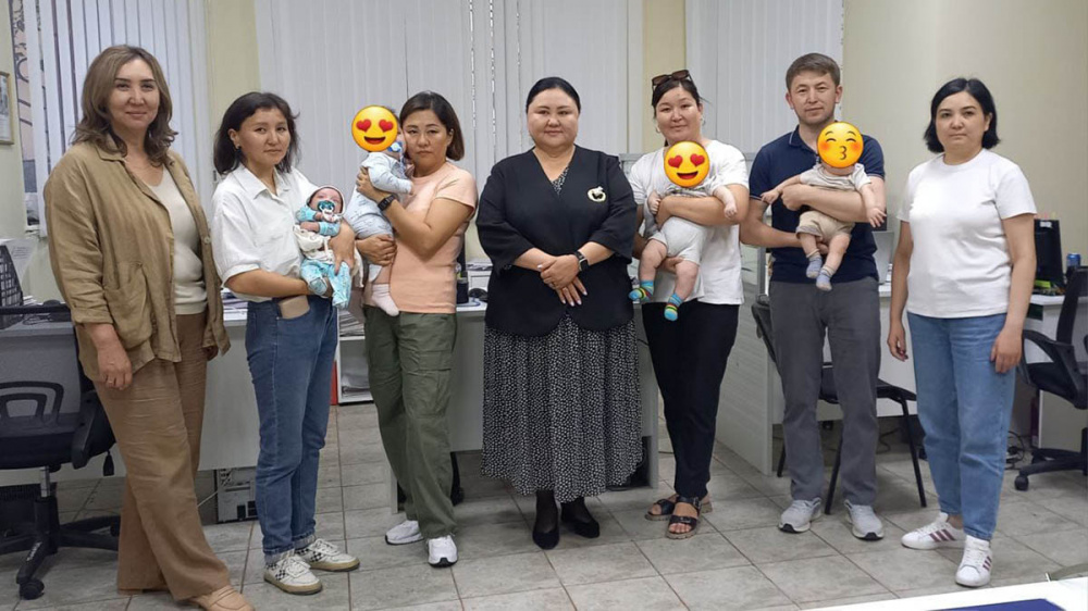 Из Москвы в Кыргызстан вернули четверых младенцев, оставшихся без попечения родителей