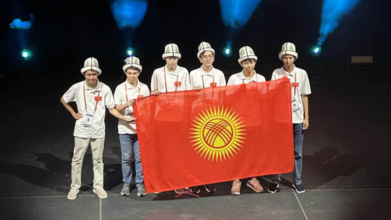 Школьники из Кыргызстана завоевали медали на Международной математической олимпиаде
