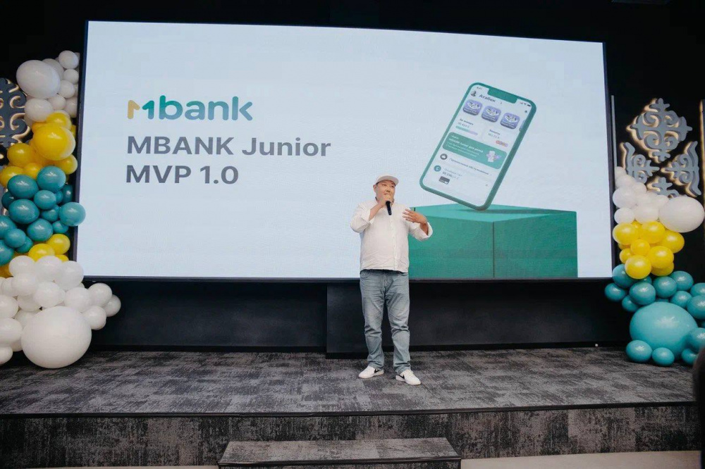 Как научить себя и детей финансовой грамотности? MBANK и MBANK Junior вам помогут!