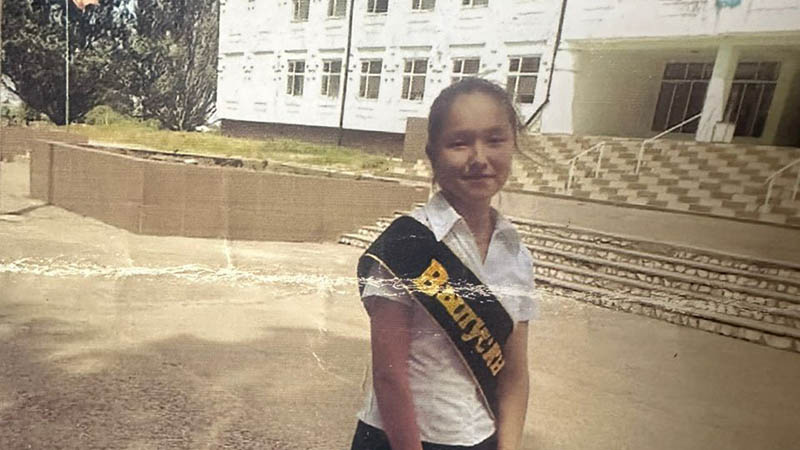 В Токмоке пропала 19-летняя Сезим. Помогите ее найти