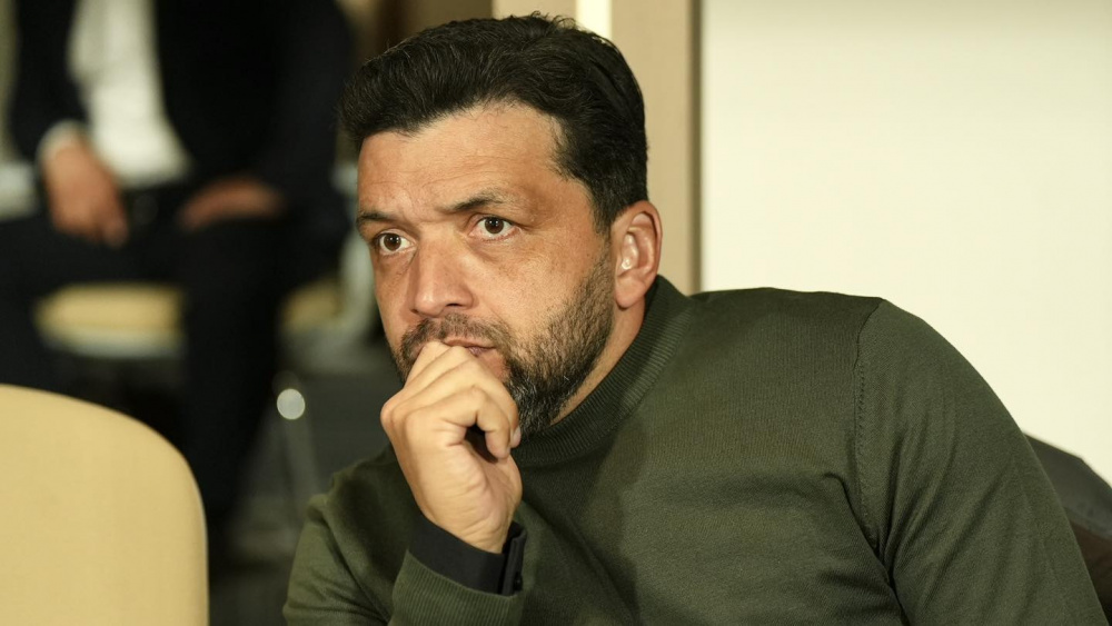 Ташиев присутствует на матче «Мурас Юнайтед» – «Регар-Тадаз» в Бишкеке.