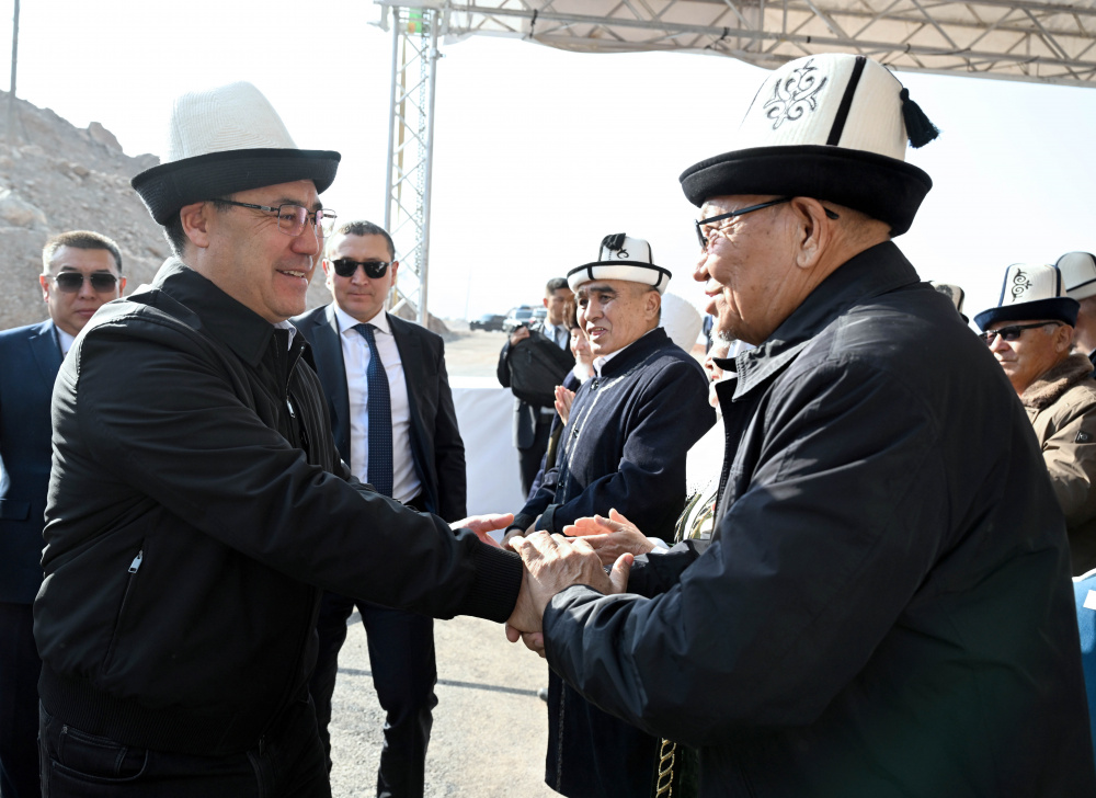 Фото администрации президента КР.