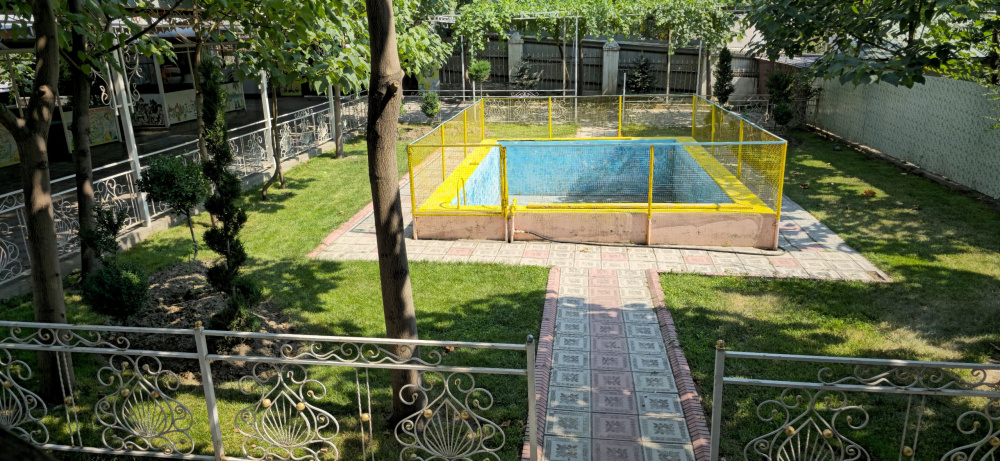 Детдом семейного типа "Алтын Уя" может закрыться. Горкенеш Оша пытается забрать участок