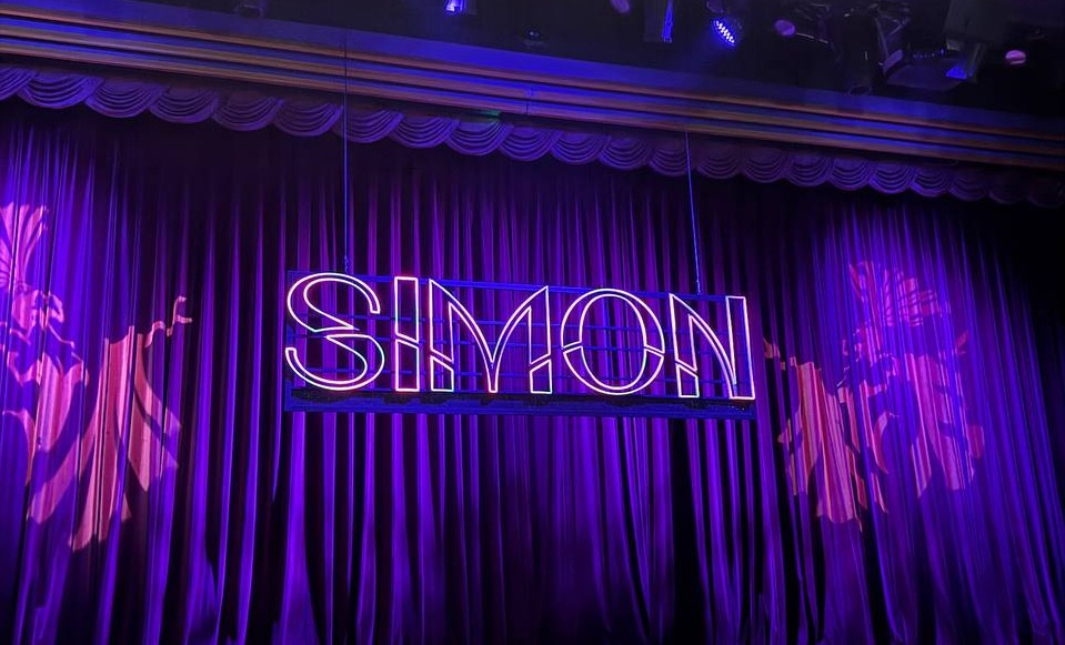 Simon Cabaret.