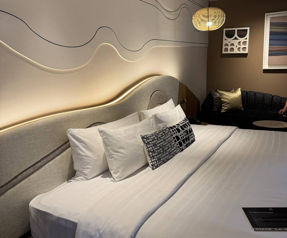 Отель The Metadee Concept Hotel 5*.