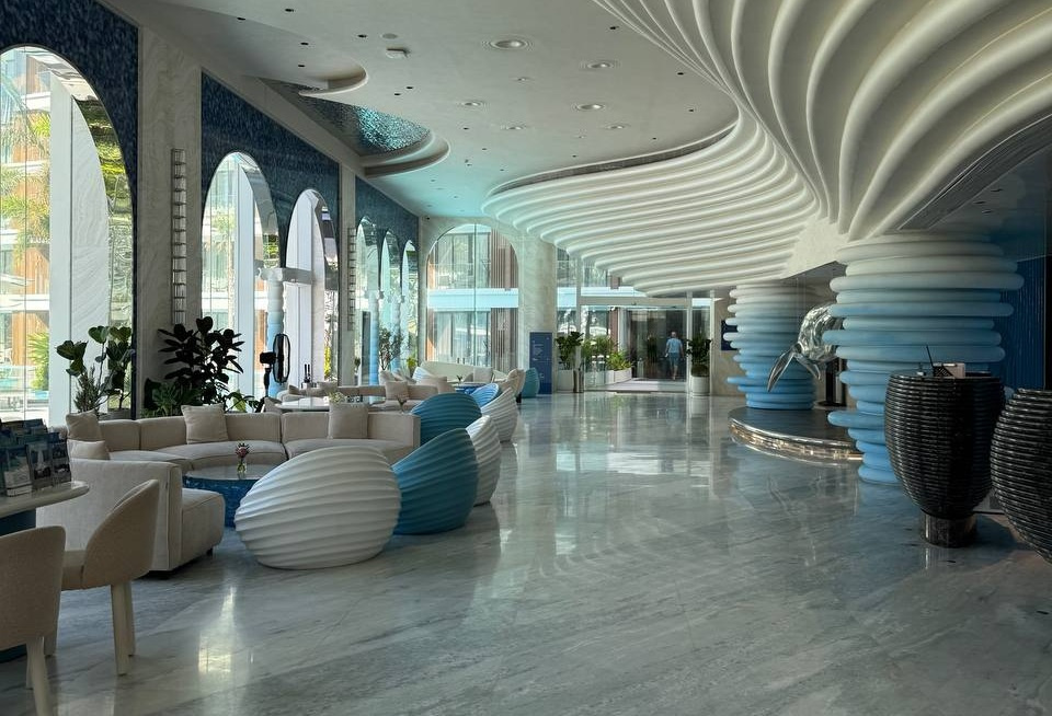 Отель Kora Beach Resort 5*.