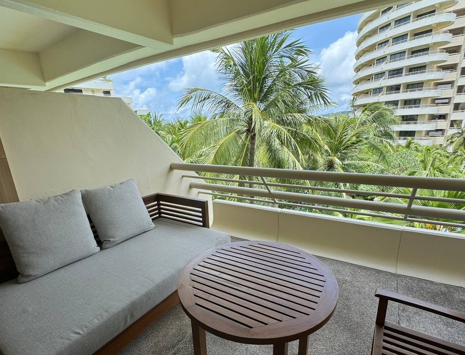 Отель Pullman Phuket Karon Beach Resort 5*.