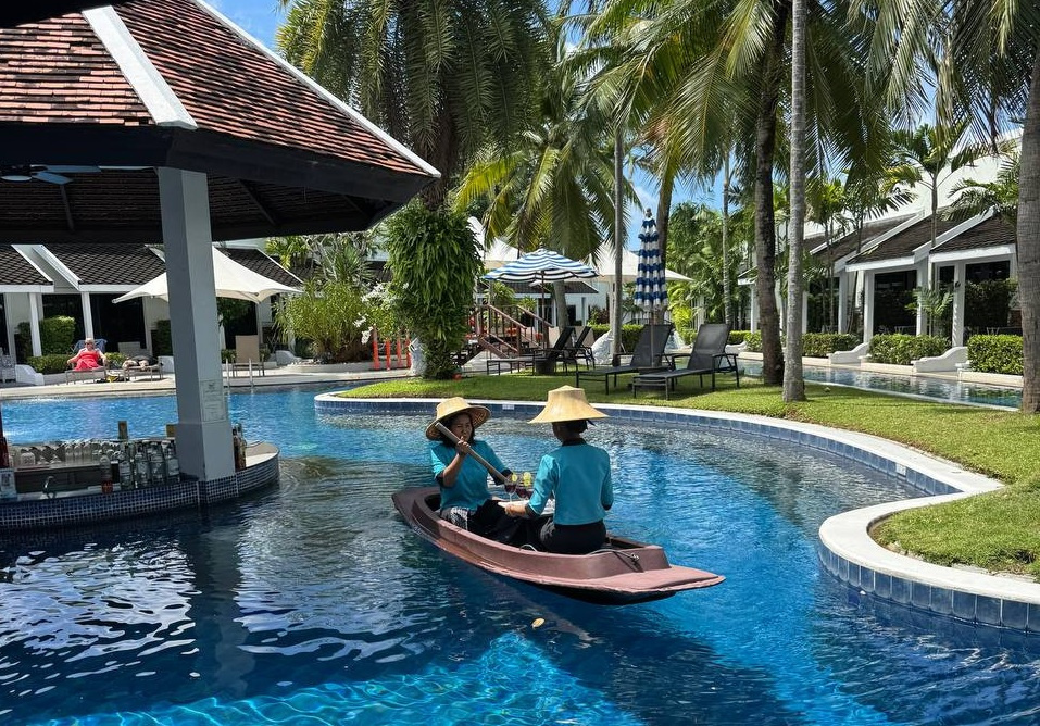 Отель Access Resort & Villas 4* (Карон).