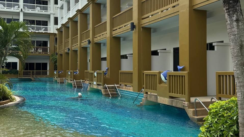 Отель Kata Sea Breeze 3*.