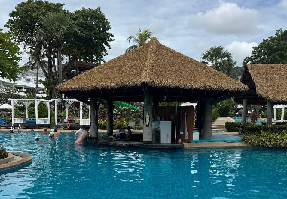 Отель Thavorn Palm Beach Resort 5*.