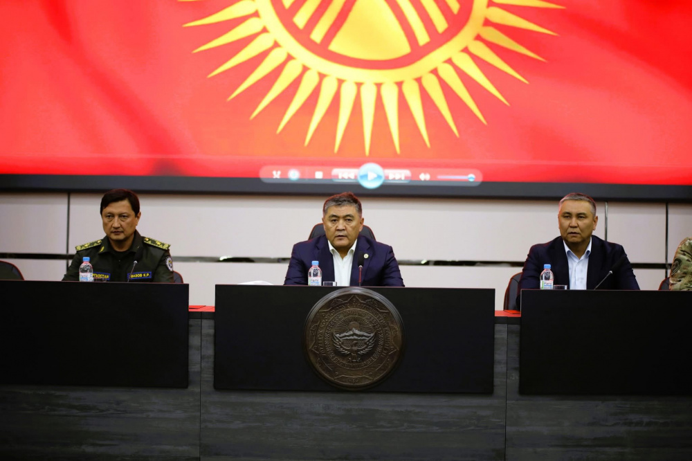 Камчыбек Ташиев встретился с военнослужащими спецназа "Альфа".