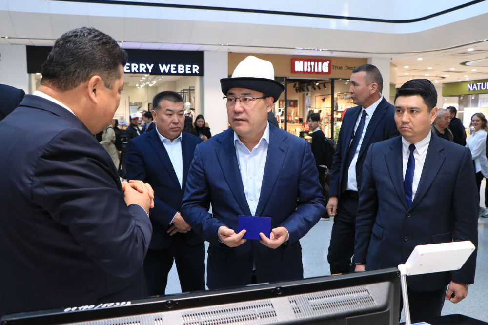 Фото администрации президента КР.