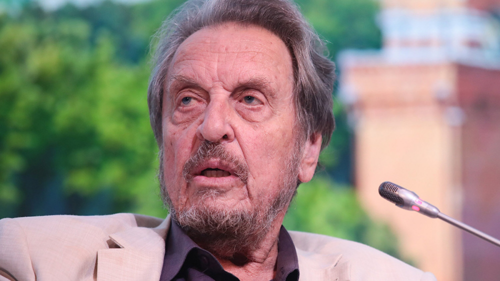 Эррол Маск.